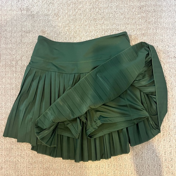 Gold Hinge Forest Green Pleated Tennis Skirt - Picture 3 of 4